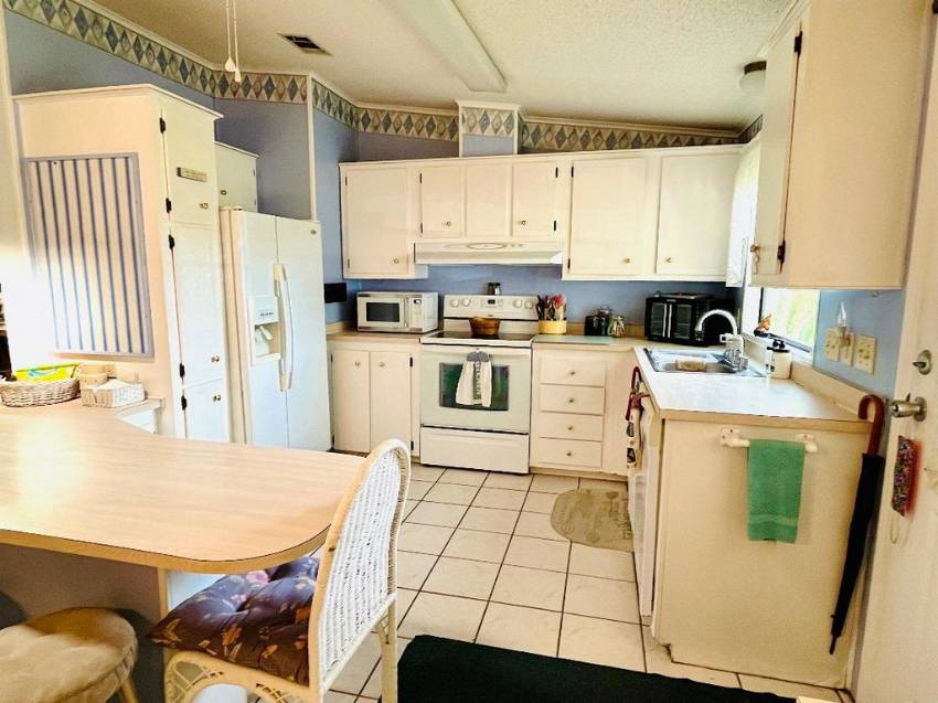 4572 Avalon Cove a Lakland, FL Mobile or Manufactured Home for Sale